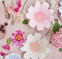 Load image into Gallery viewer, Large Flower Garden Plates
